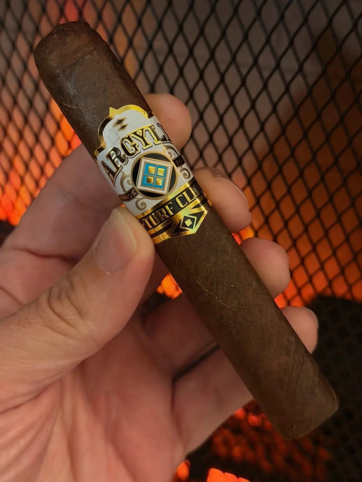 Argyle Turf Club Robusto cigar, photographed by CigarSolace