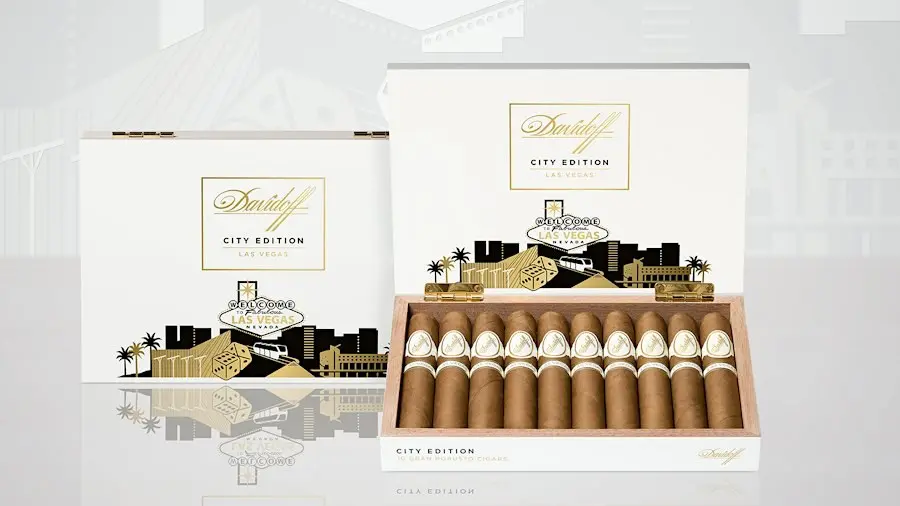 Caja de Davidoff City Edition Las Vegas, abierta con diez cigarros