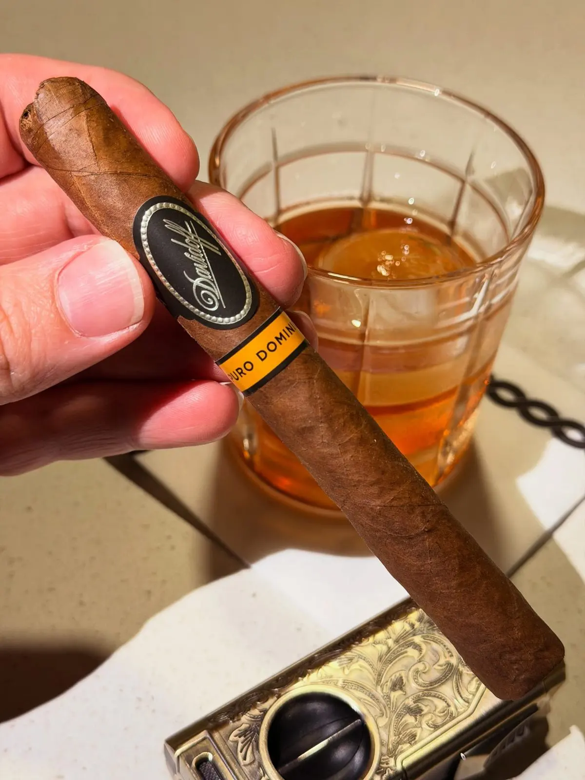 Davidoff Dominicana Corona Larga cigar, photographed by CigarSolace