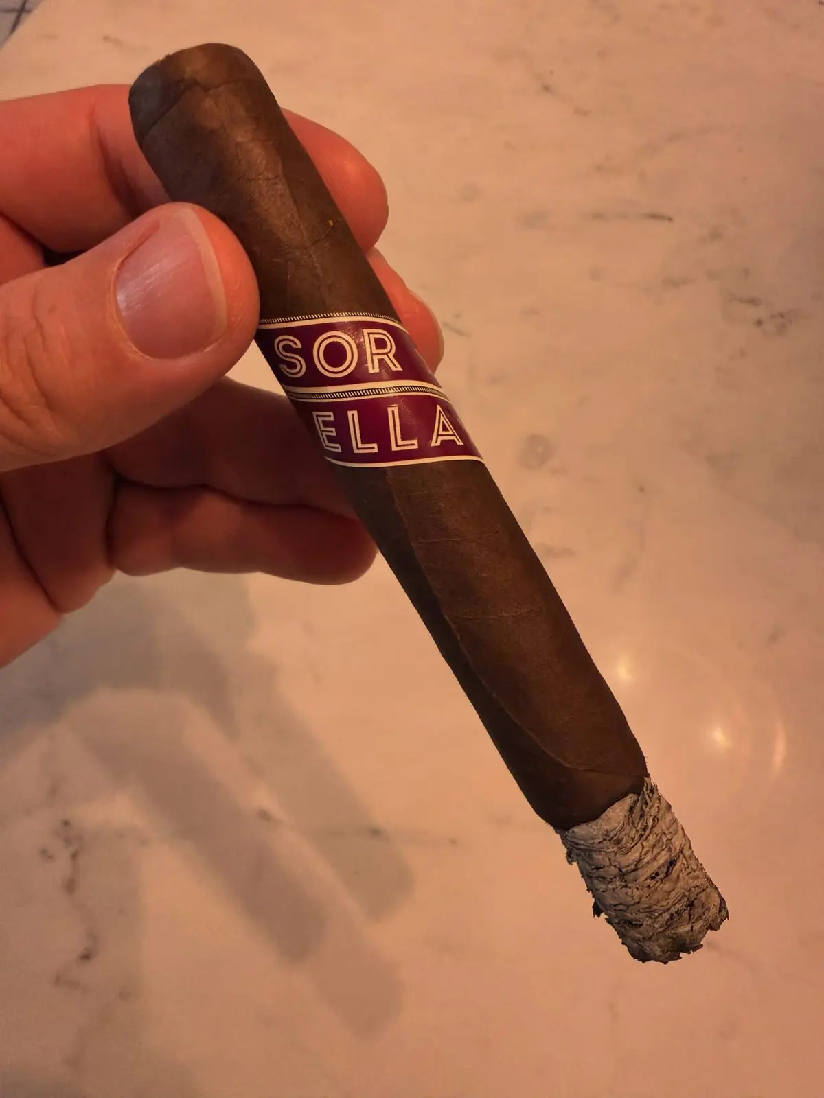 Fratello Sorella cigar, photographed by CigarSolace