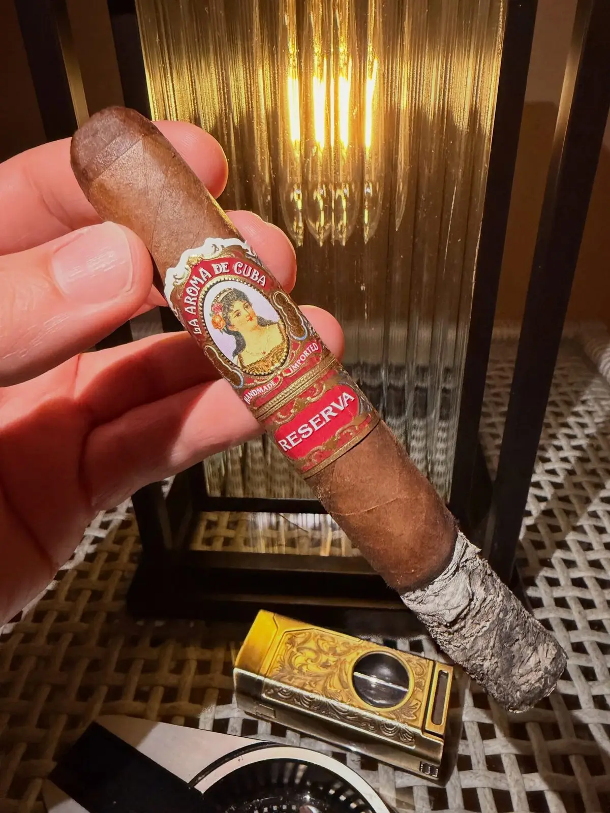 La Aroma de Cuba Reserva Toro cigar, photographed by CigarSolace