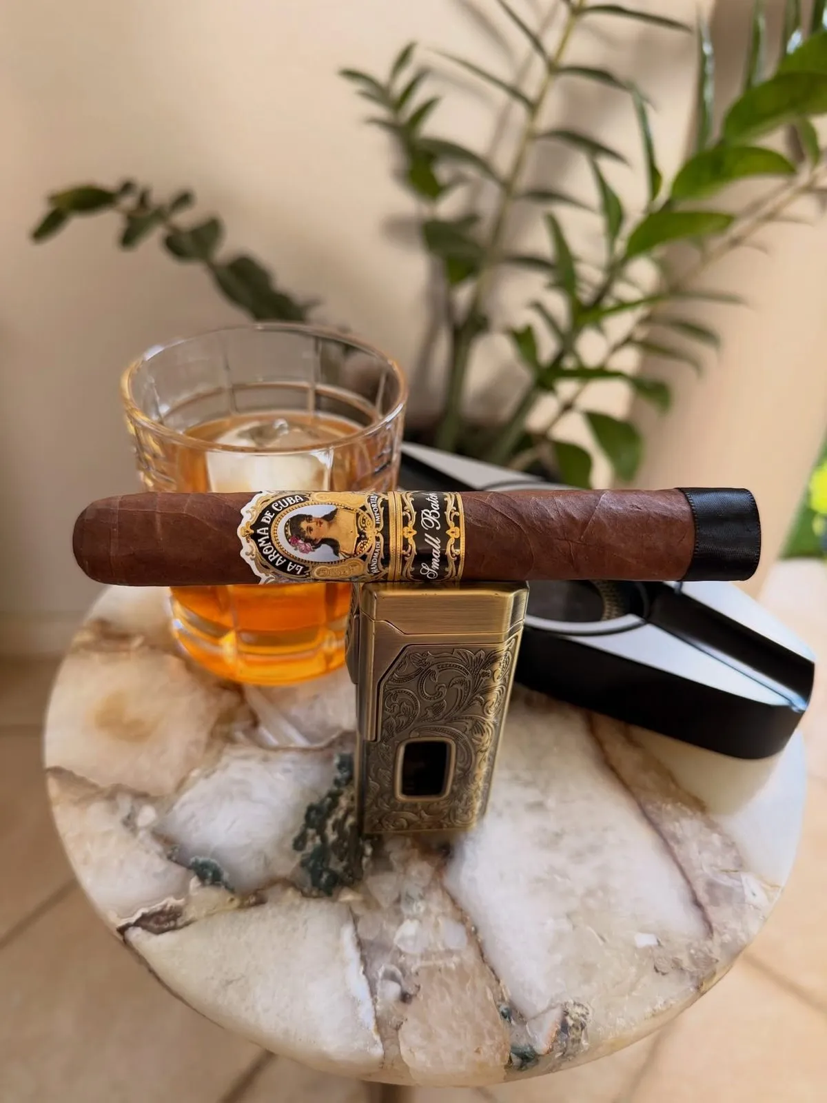 La Aroma de Cuba Small Batch — Toro, photo 3 by CigarSolace