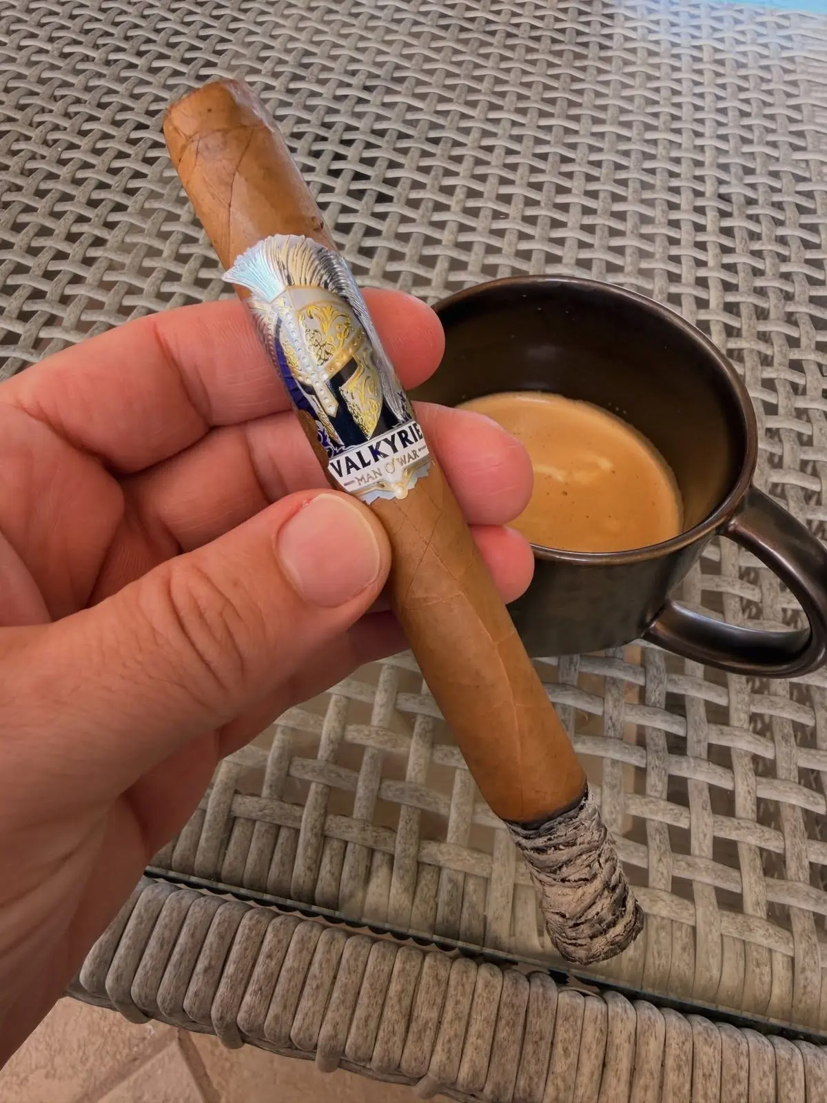 Man O’ War Valkyrie Toro cigar, photographed by CigarSolace