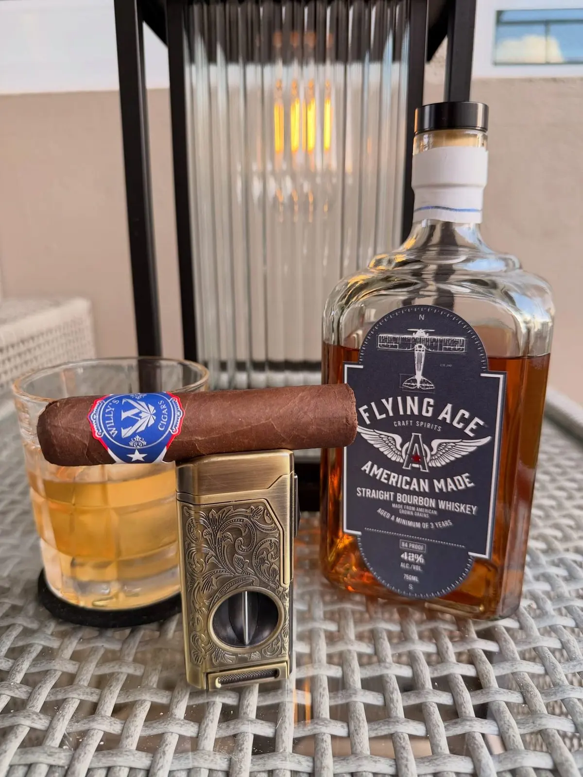 Willy’s Cigars Shorty cigar, photographed by CigarSolace